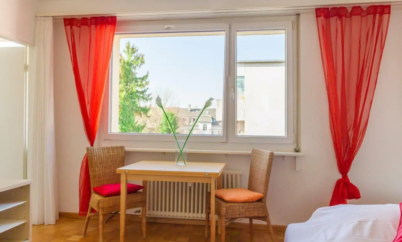 Apartment Am Rhein Basilej